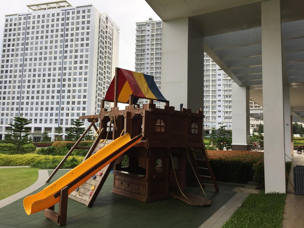 Wind Residence With View Of Taal Lake タガイタイ エクステリア 写真